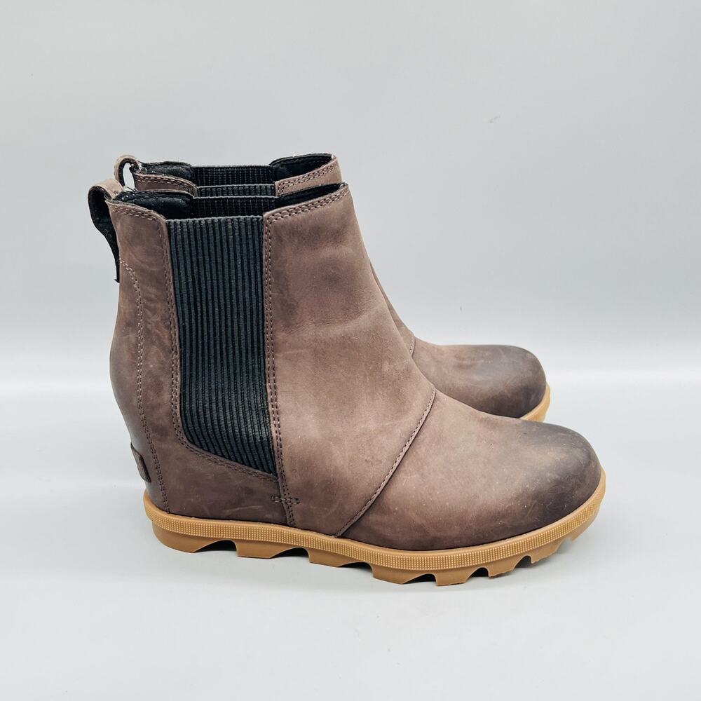 Sorel Boots Womens 8 Brown Nubuck Chelsea Ankle Wedge Pull On Lug Sole Shoes